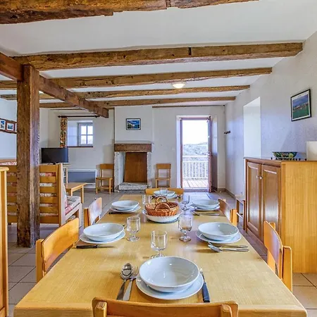 Gorgeous In D Mandailles * Castelnau-de-Mandailles