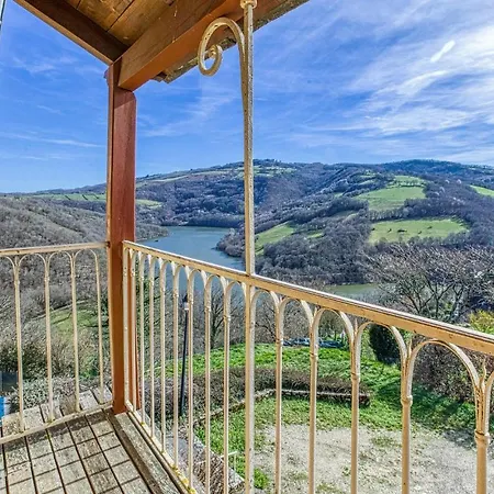 Gorgeous In D Mandailles * Castelnau-de-Mandailles