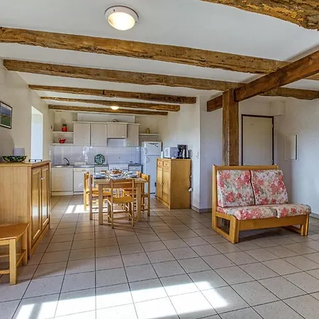 Gorgeous In D Mandailles * Castelnau-de-Mandailles